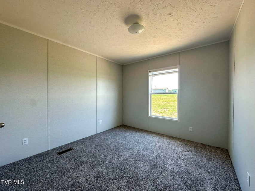 Photo #19: 1515 River Path Path