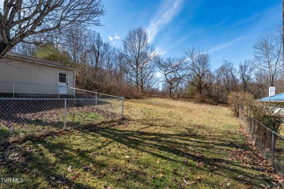 Photo #17: 1203 Barton Street