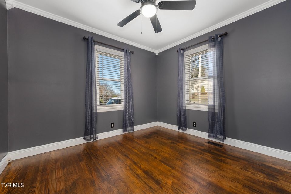 Photo #39: 1203 Barton Street