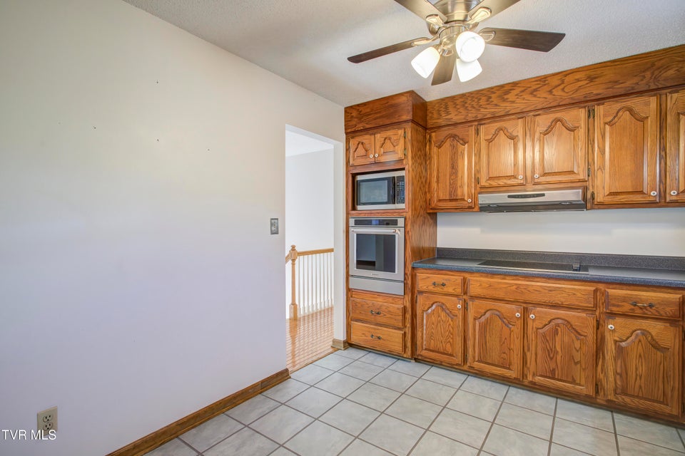 Photo #16: 192 Patriot Circle