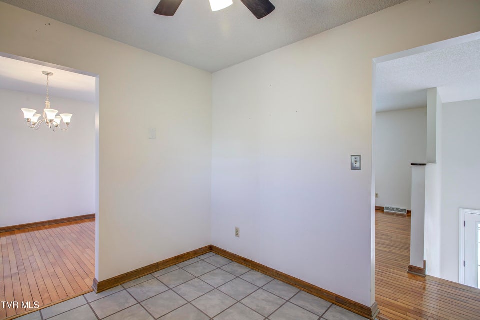 Photo #18: 192 Patriot Circle