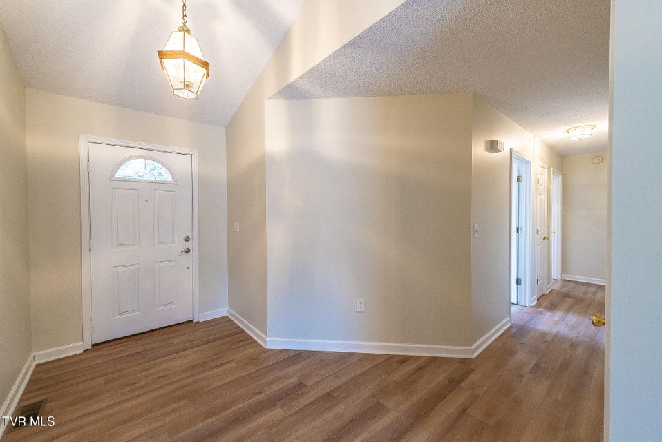 Photo #4: 113 Beechwood Court