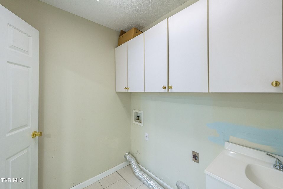 Photo #15: 113 Beechwood Court