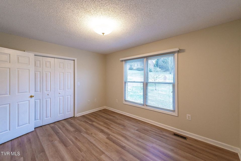 Photo #18: 113 Beechwood Court