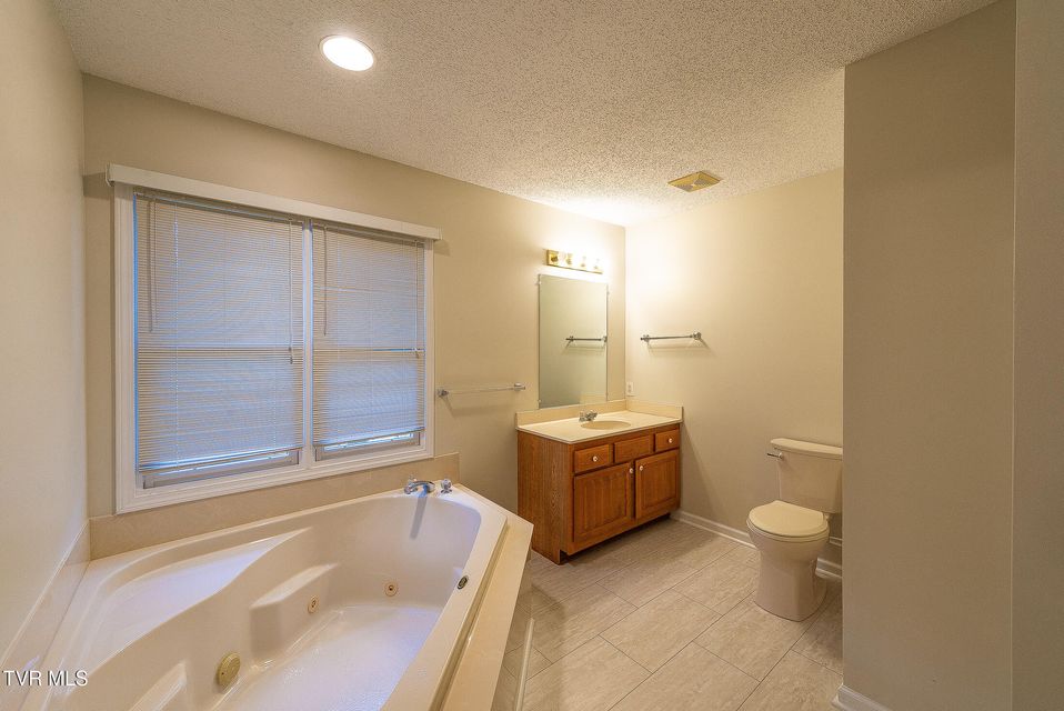 Photo #27: 113 Beechwood Court