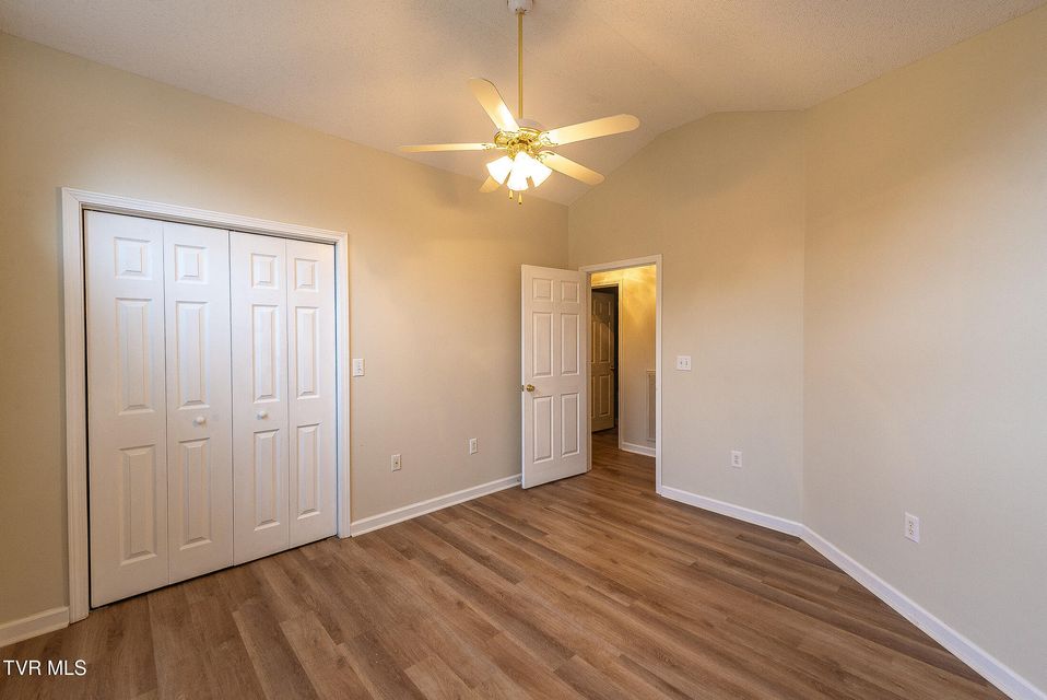 Photo #32: 113 Beechwood Court