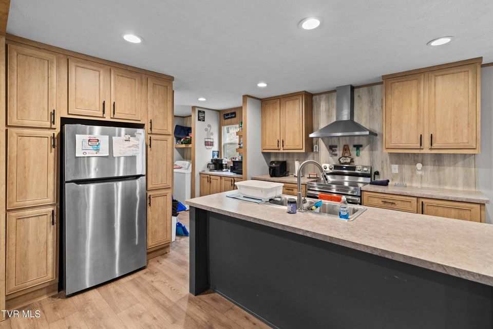 Photo #12: 612 Grassy Valley Road