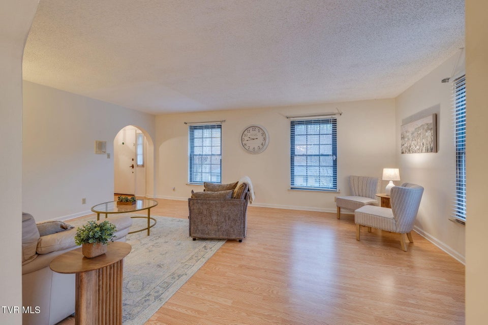 Photo #9: 557 Valley Avenue