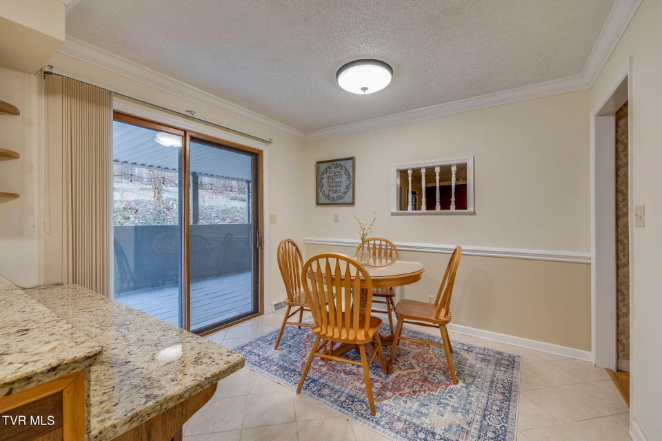 Photo #17: 557 Valley Avenue