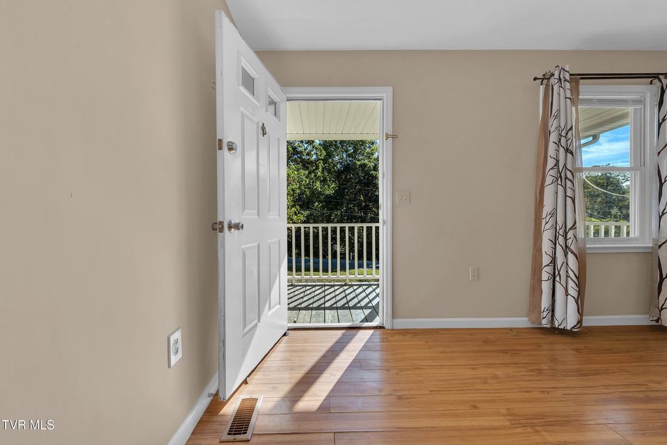 Photo #7: 123 Hallborough Drive