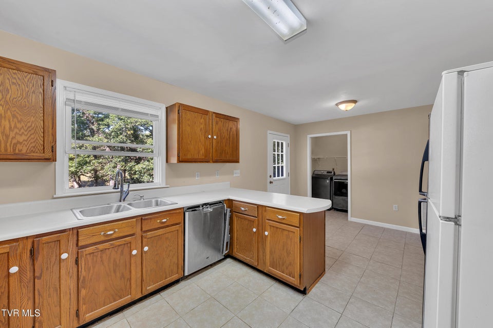 Photo #12: 123 Hallborough Drive