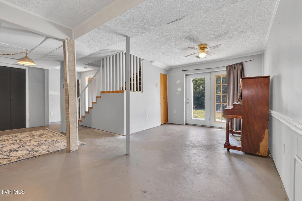 Photo #25: 123 Hallborough Drive