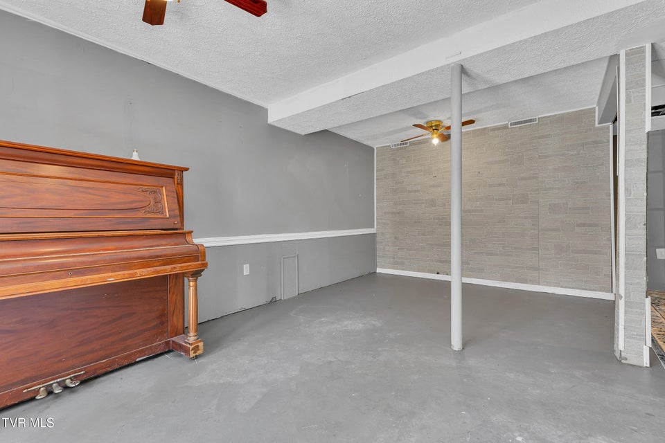 Photo #26: 123 Hallborough Drive