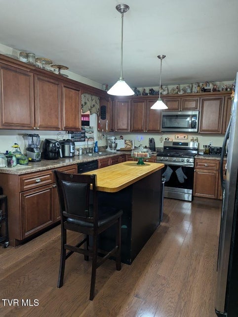 Photo #2: 210 Falconview Drive