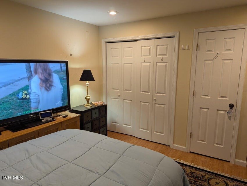 Photo #7: 210 Falconview Drive