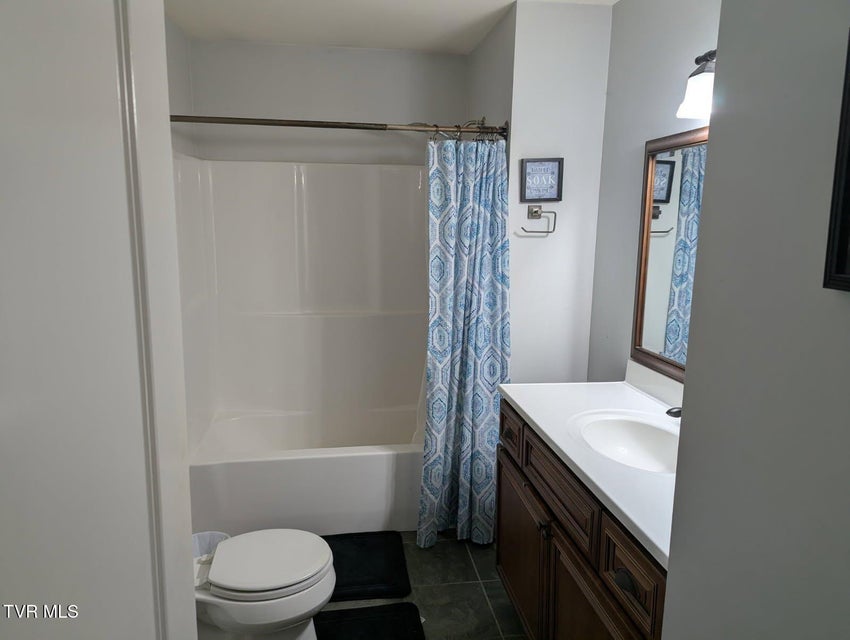 Photo #10: 210 Falconview Drive