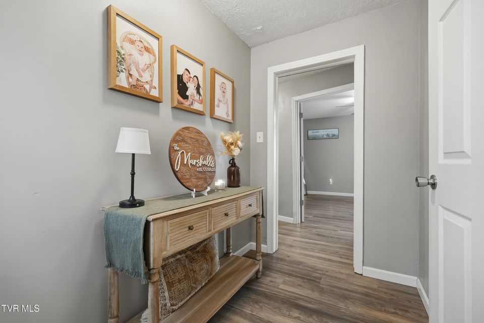 Photo #15: 644 Page Street