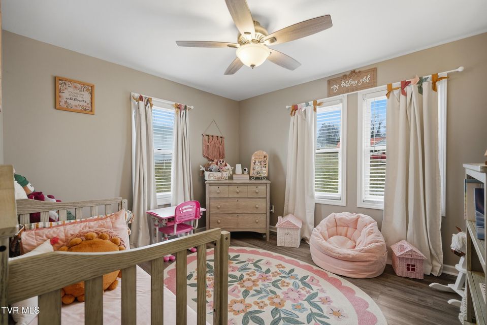 Photo #23: 644 Page Street