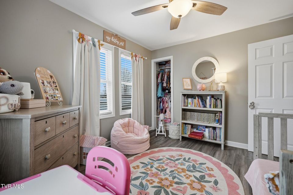 Photo #24: 644 Page Street