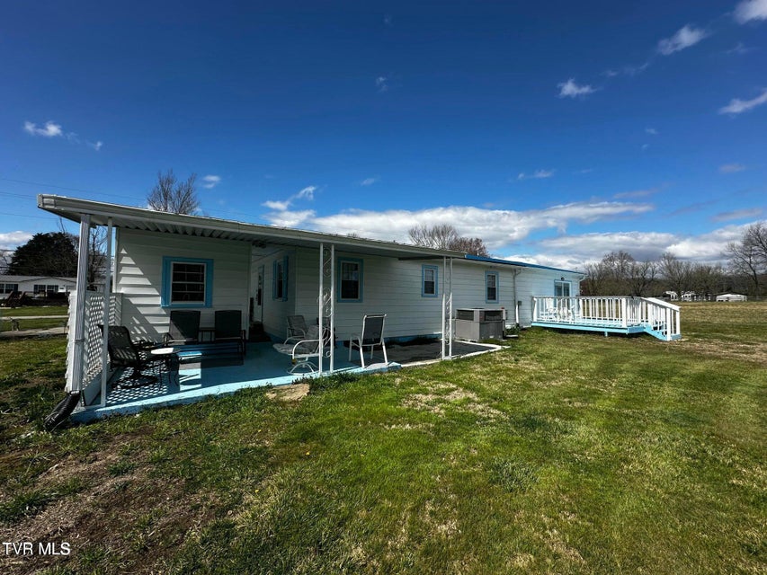 Photo #8: 574 Bailey Street