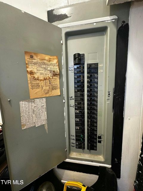 Photo #20: 574 Bailey Street