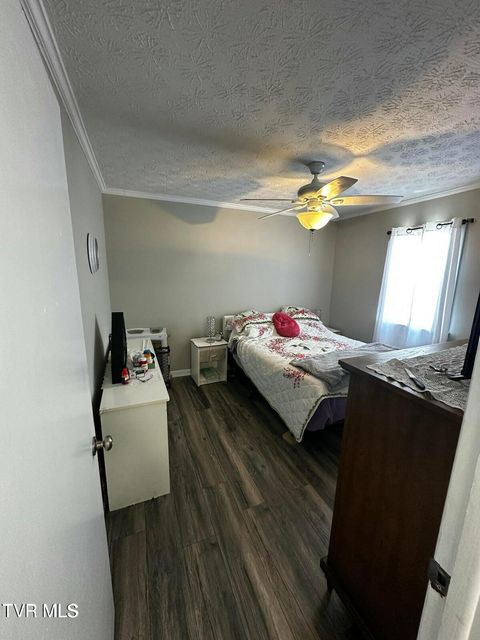 Photo #26: 574 Bailey Street