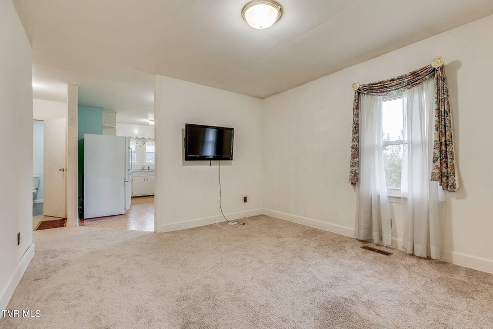 Photo #7: 286 Wilmeth Street