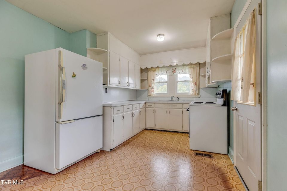 Photo #13: 286 Wilmeth Street