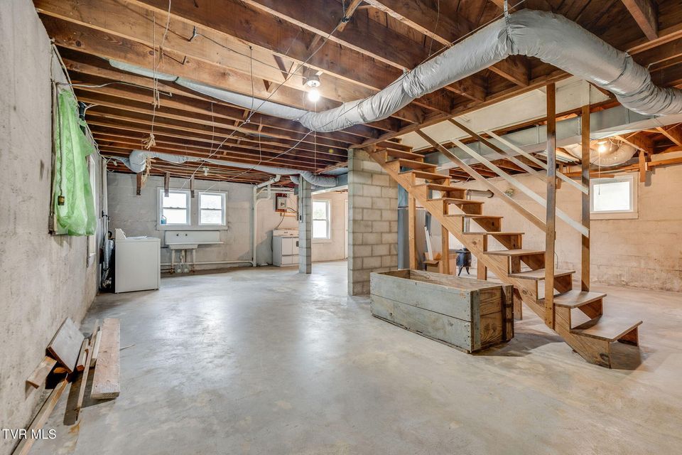 Photo #26: 286 Wilmeth Street