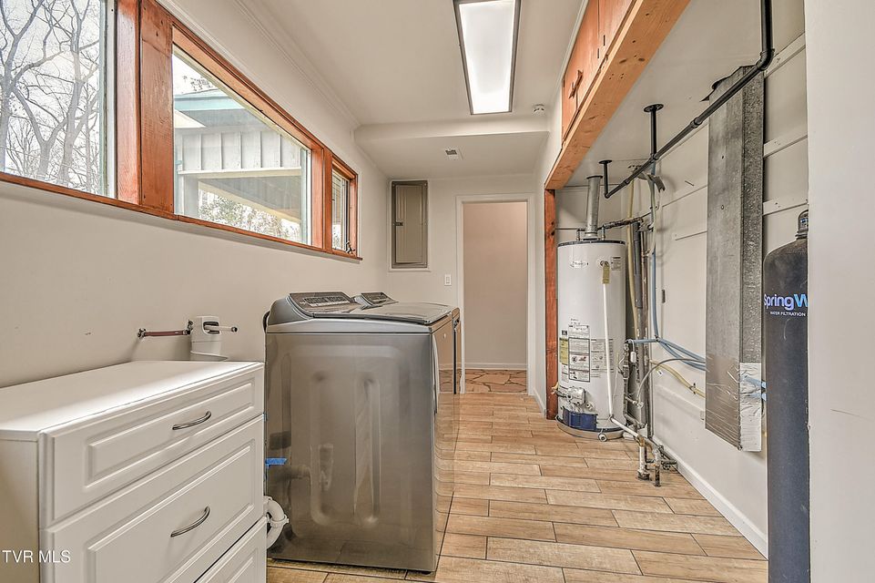 Photo #32: 4537 Old Stage Road