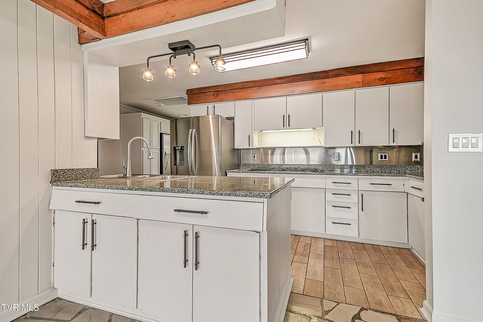 Photo #14: 4537 Old Stage Road