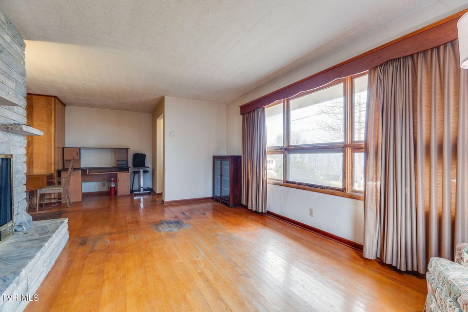 Photo #6: 4197 Skyland Drive