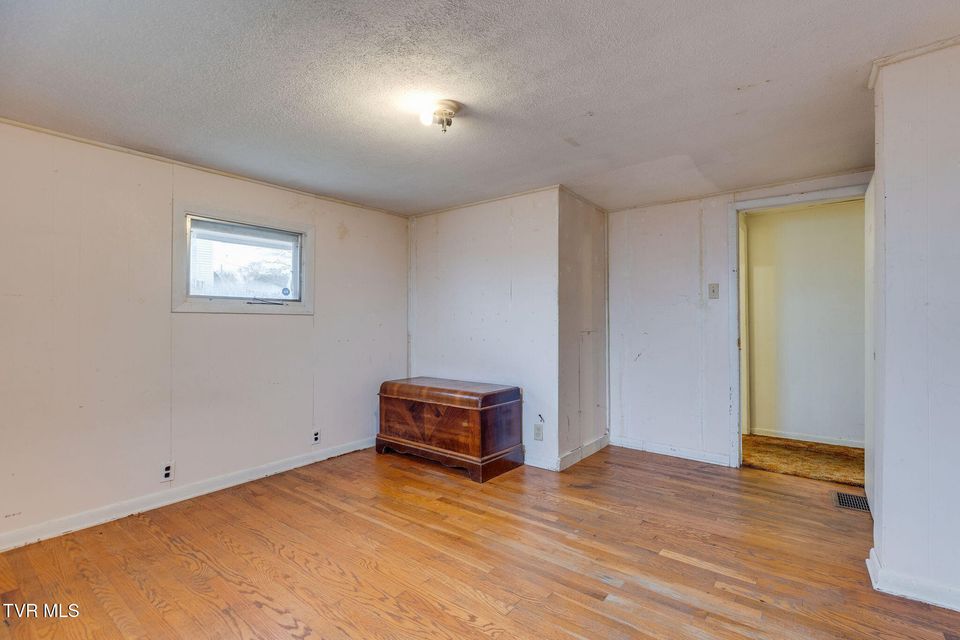 Photo #17: 4197 Skyland Drive