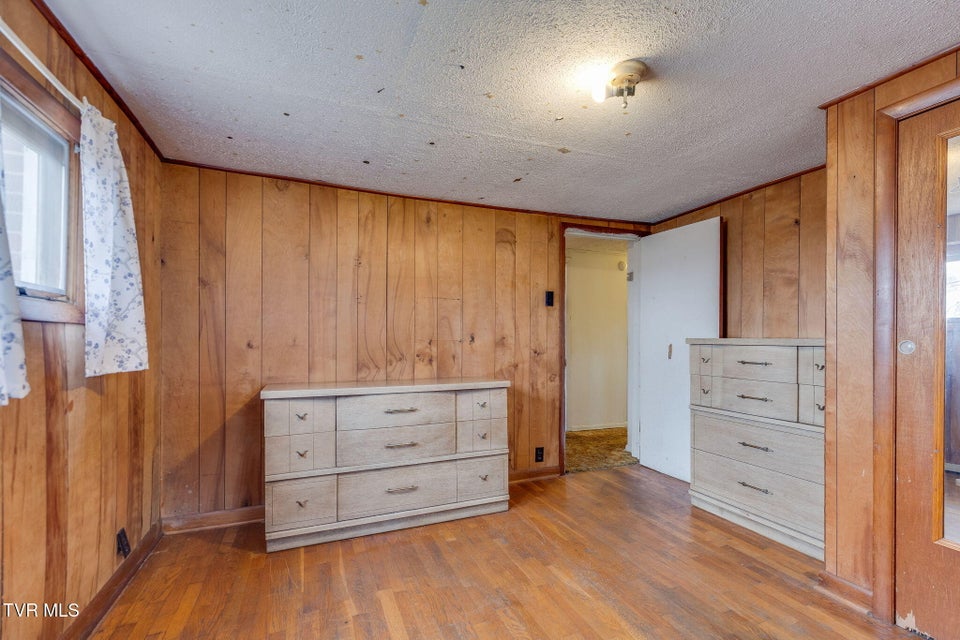 Photo #25: 4197 Skyland Drive