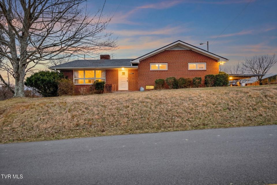 Photo #37: 4197 Skyland Drive