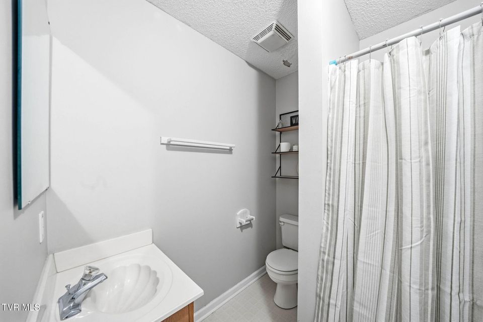 Photo #22: 410 Neal Drive