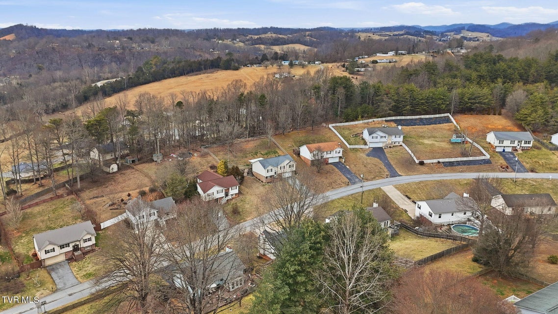 Photo #32: 410 Neal Drive