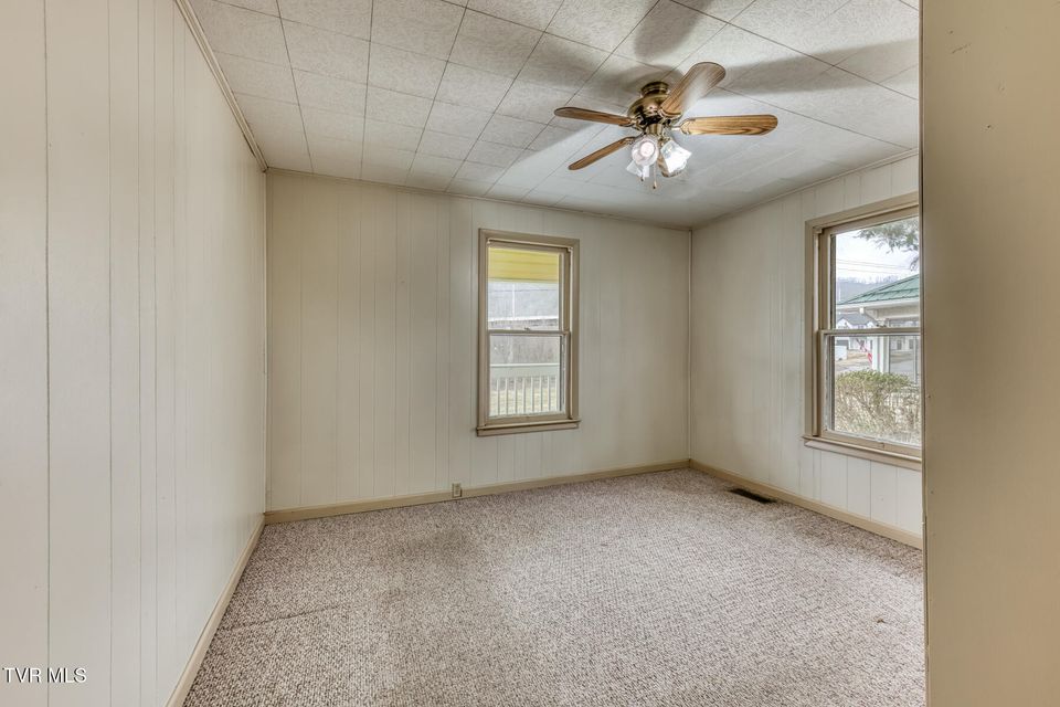 Photo #18: 708 Main Avenue