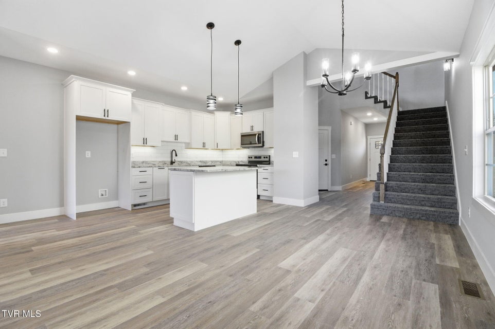 Photo #6: 380 Monroe Drive