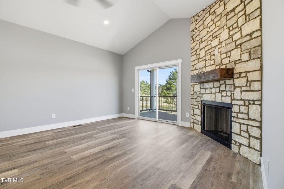 Photo #7: 380 Monroe Drive