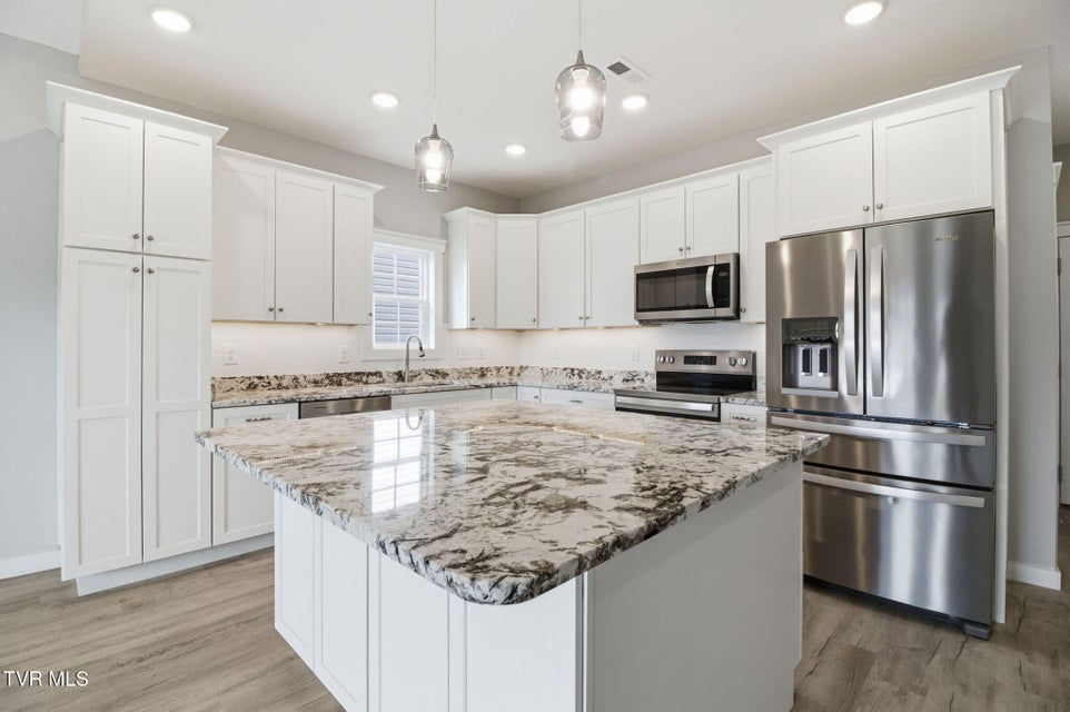 Photo #9: 225 Dry Kiln Court