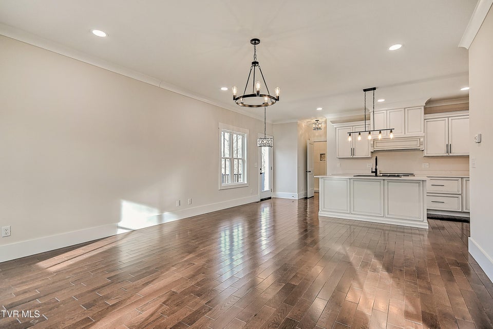 Photo #8: 2009 Idle Hour Road