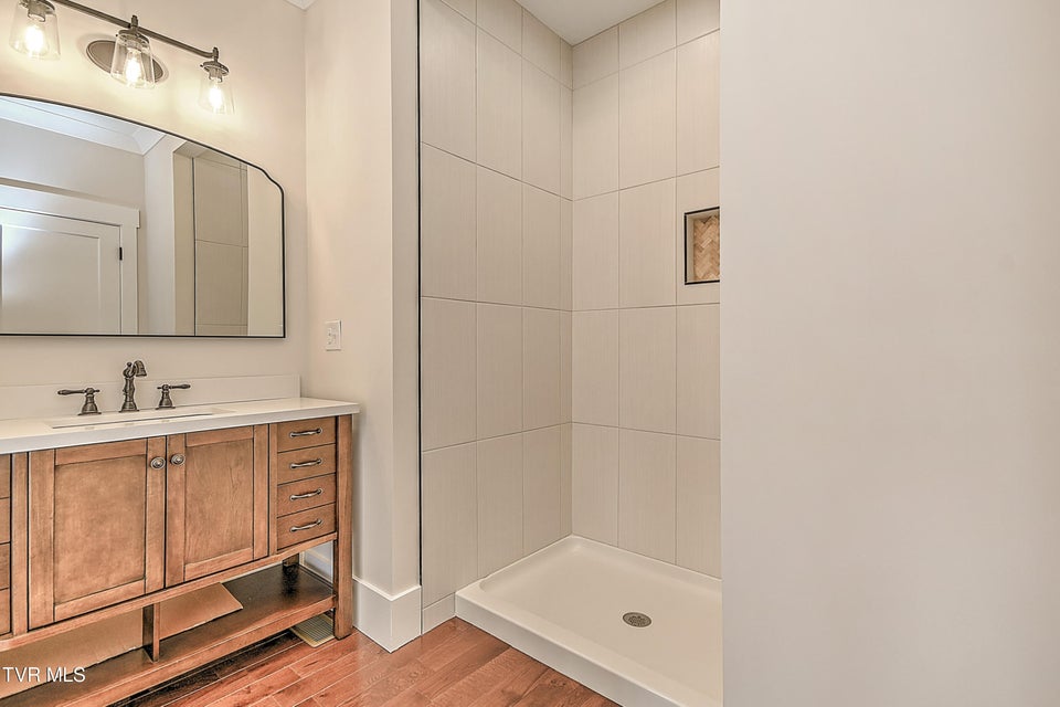 Photo #22: 2009 Idle Hour Road