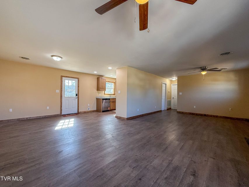 Photo #7: 1106 Idlewylde Circle