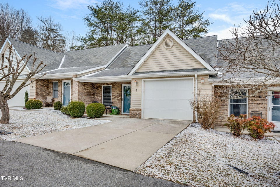 Photo #3: 527 Redstone Drive