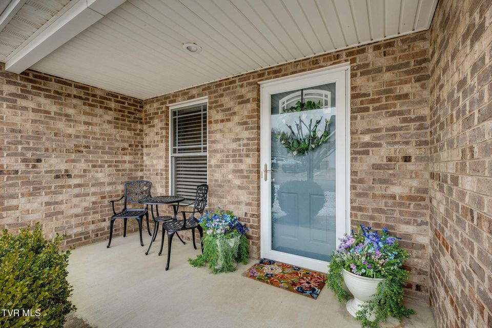 Photo #6: 527 Redstone Drive