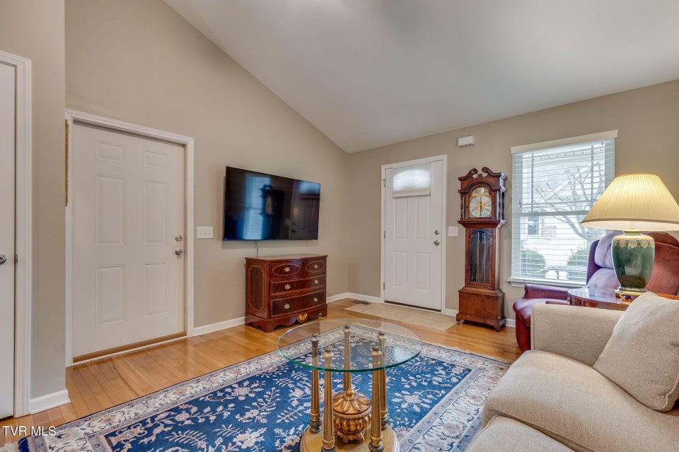 Photo #9: 527 Redstone Drive