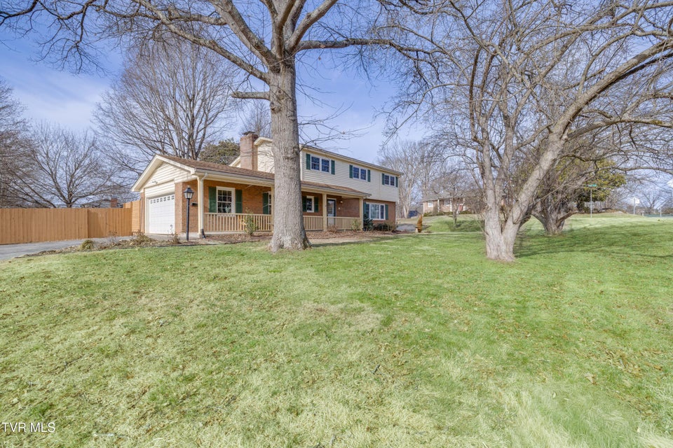 Photo #2: 2405 Rambling Road