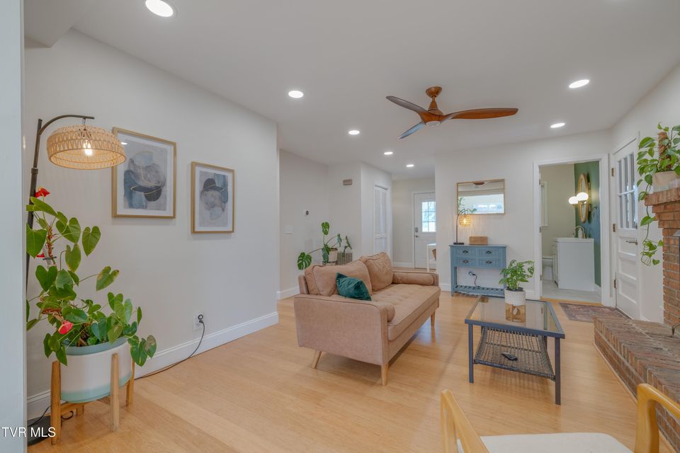 Photo #9: 2405 Rambling Road