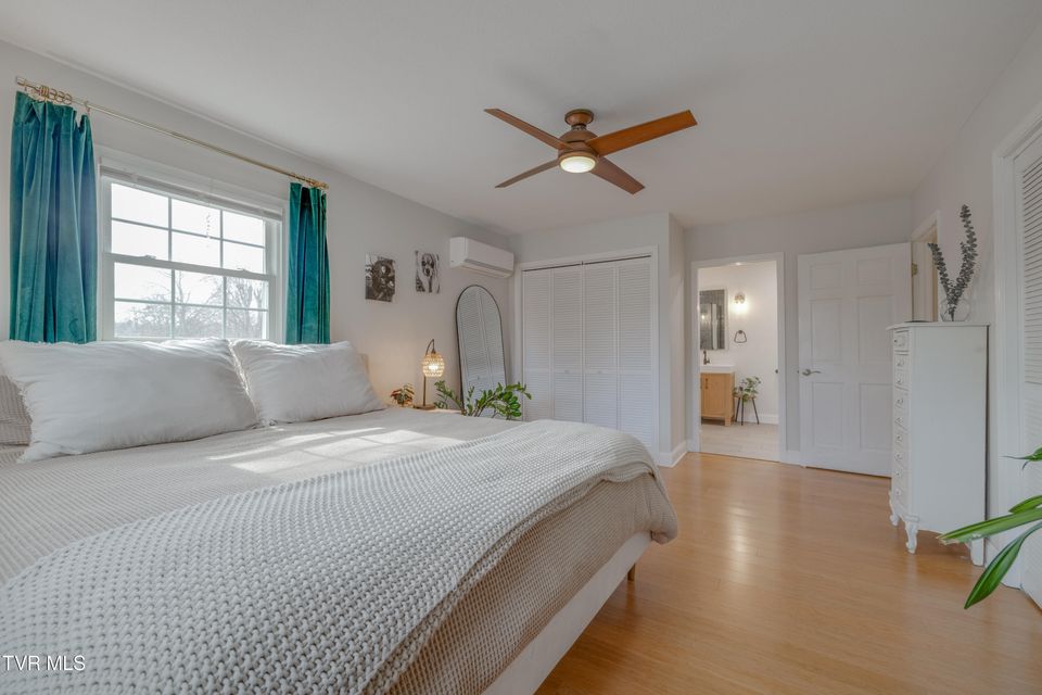 Photo #29: 2405 Rambling Road